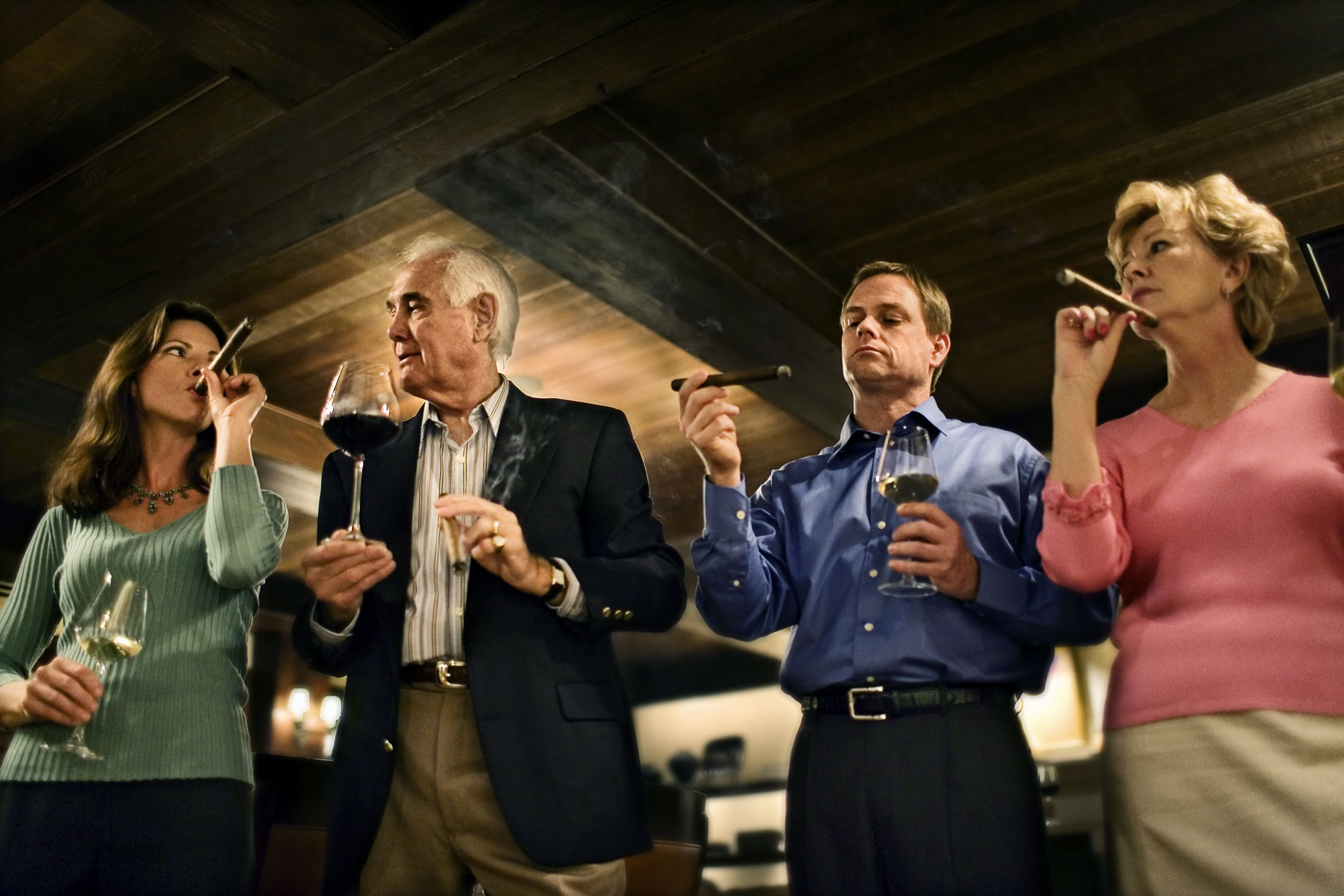 Bluffs Cigar Bar 