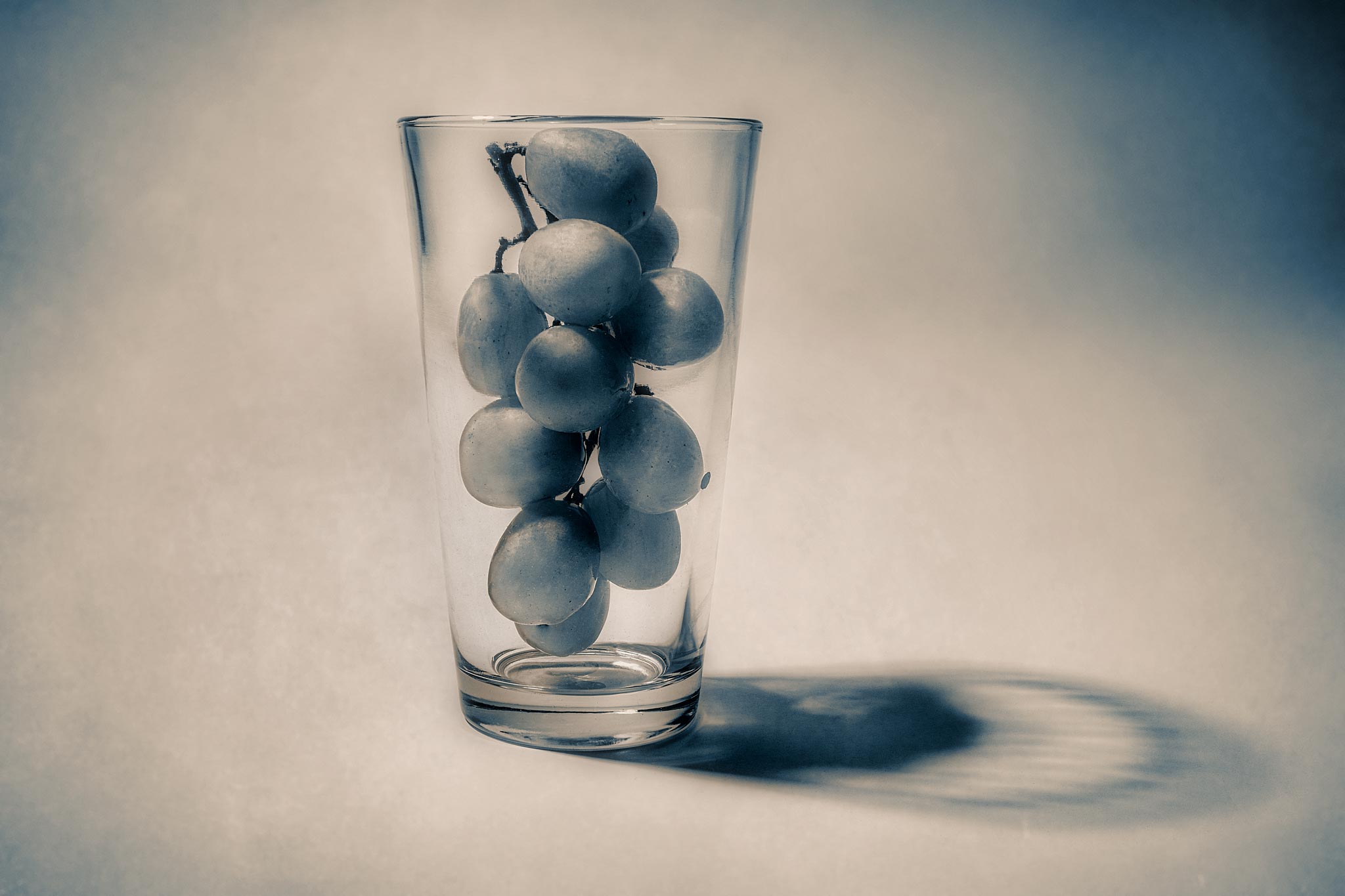 Grapes_glass_0921-w